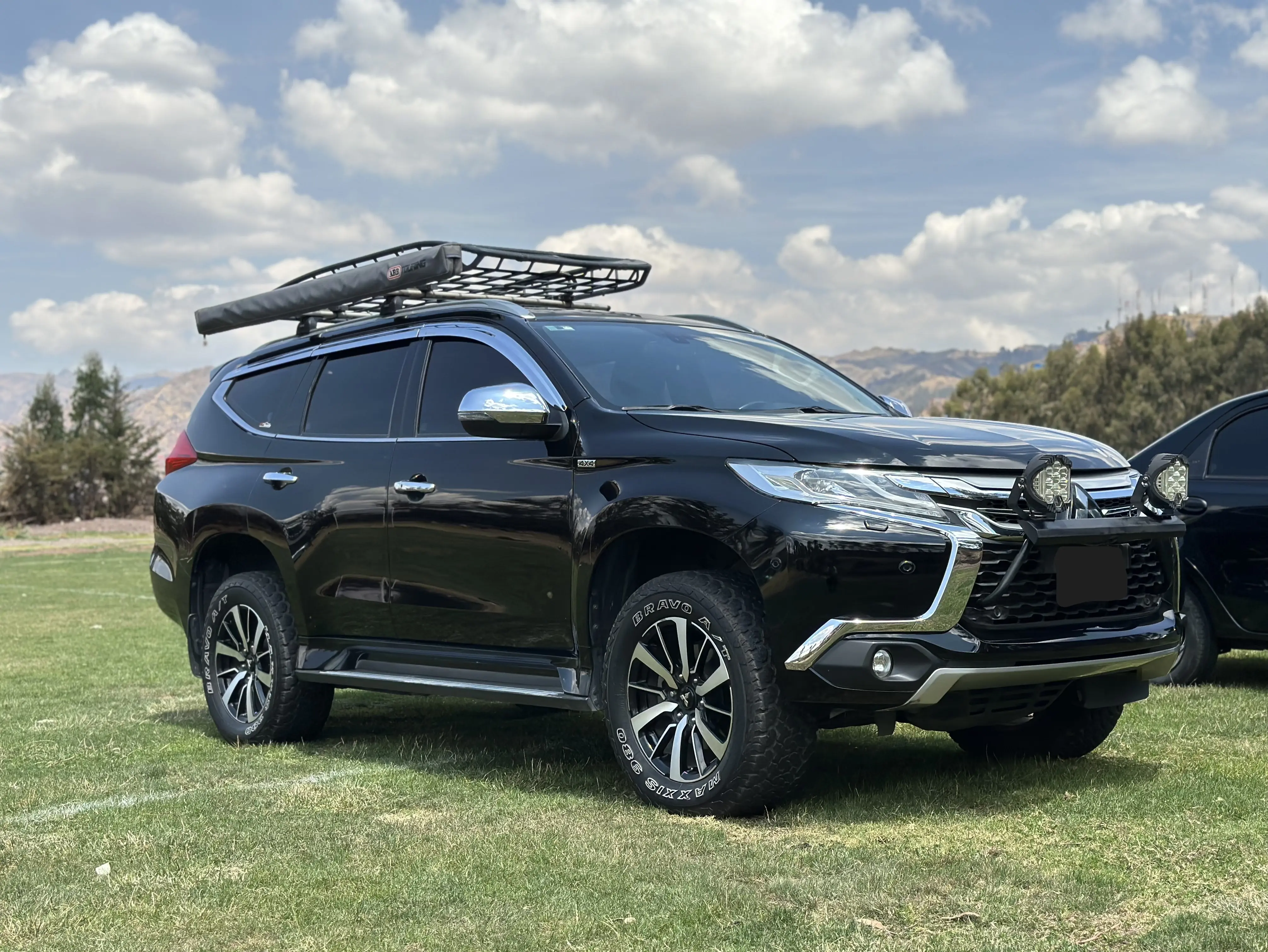 Mitsubishi Montero